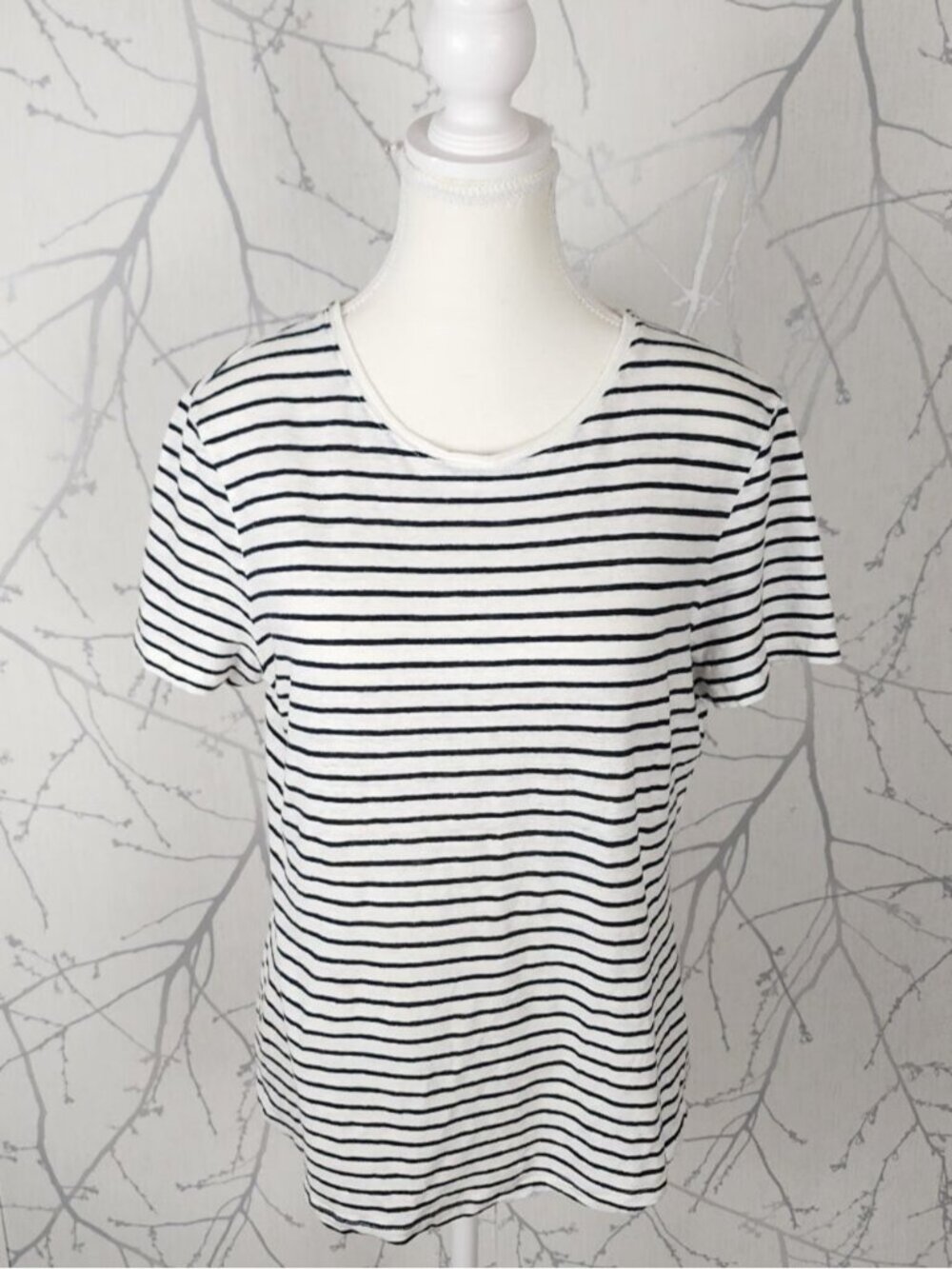 Country Road Horizontal Stripe 100% Linen Round Neck T-Shirt